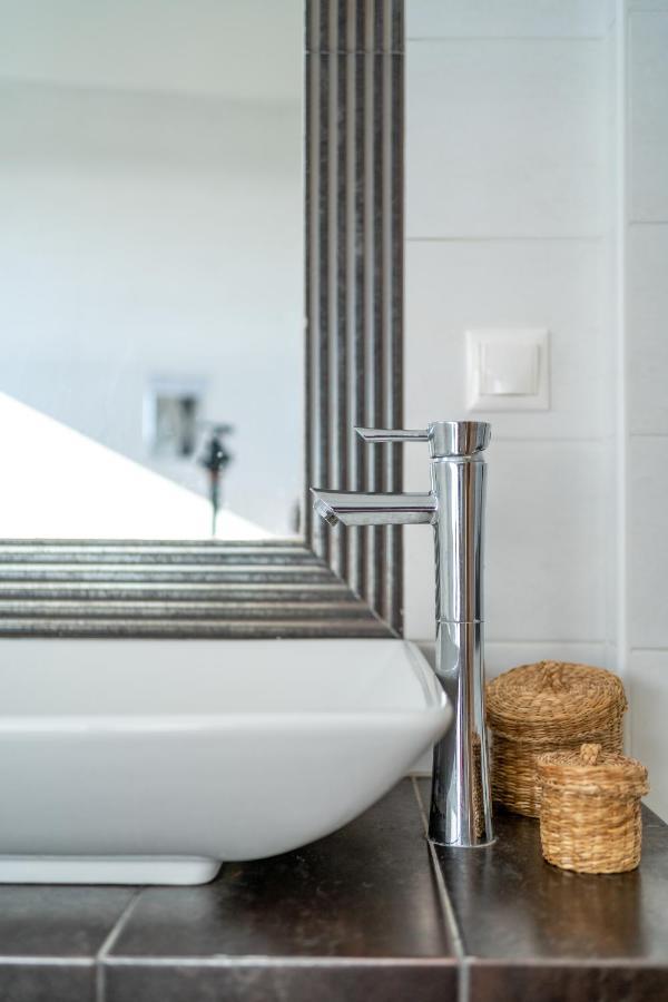 Mira Sitia Luxury Apartment Exterior foto